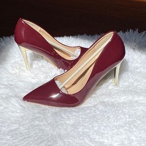 Women's Pointed Toe Patent Pumps - Burgundy with Gold Heel